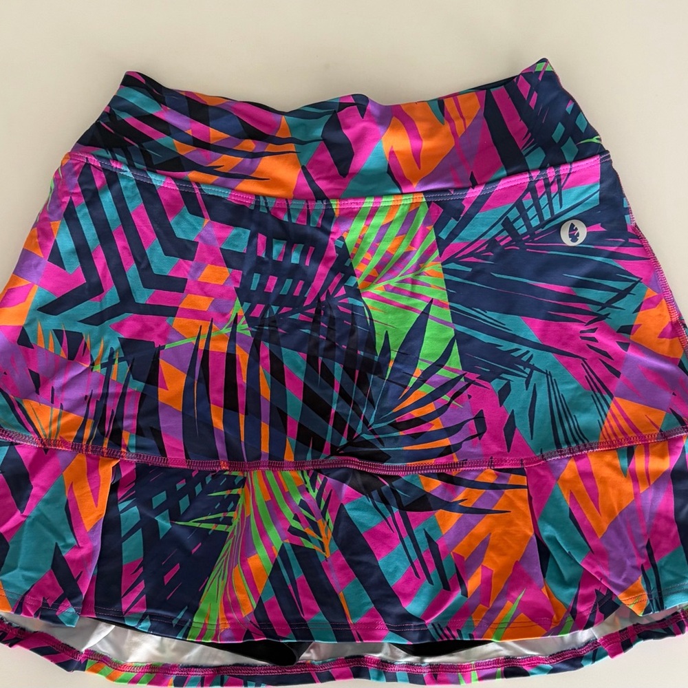 Colorful Leaf Print Women's Skort - Picture 2 of 4